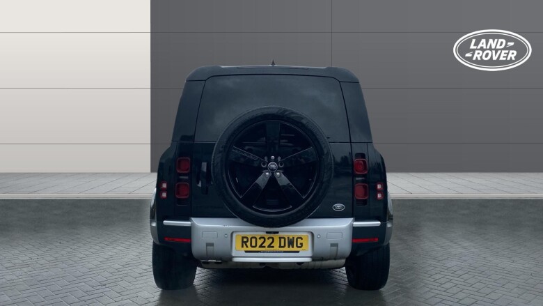 Land Rover Defender 3.0 D250 SE 110 5dr Auto Diesel Estate